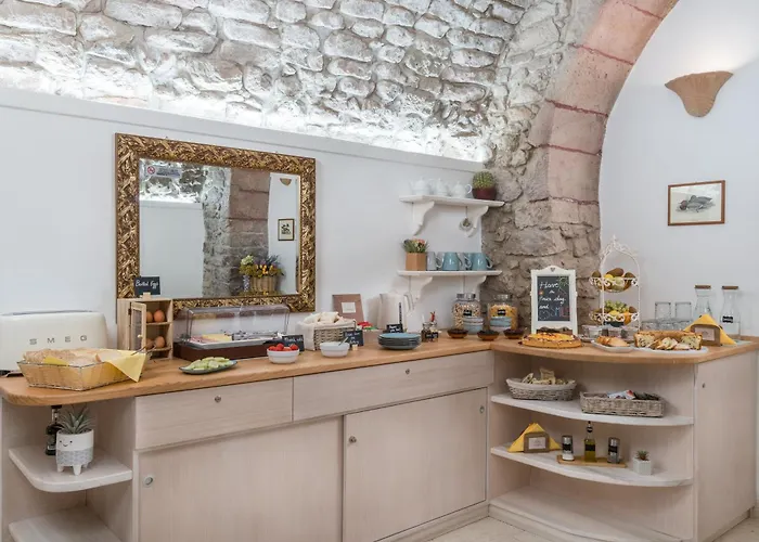 Hotell Queen House Bosa