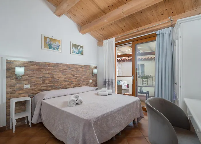 Hotell Queen House Bosa