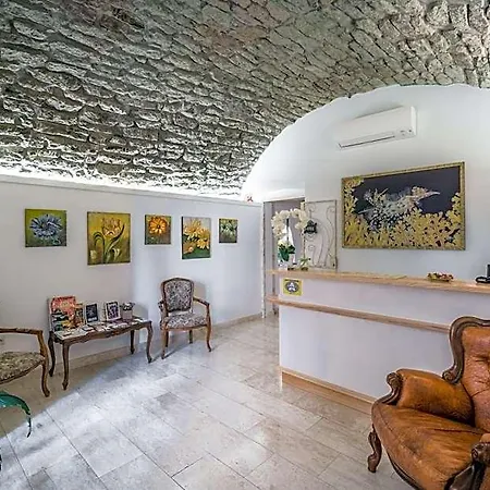 Queen House * Bosa