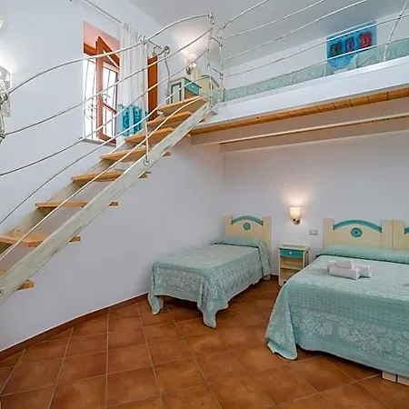 Hotel Queen House