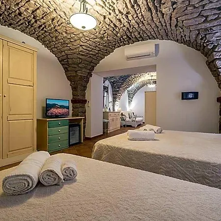 Queen House * Bosa