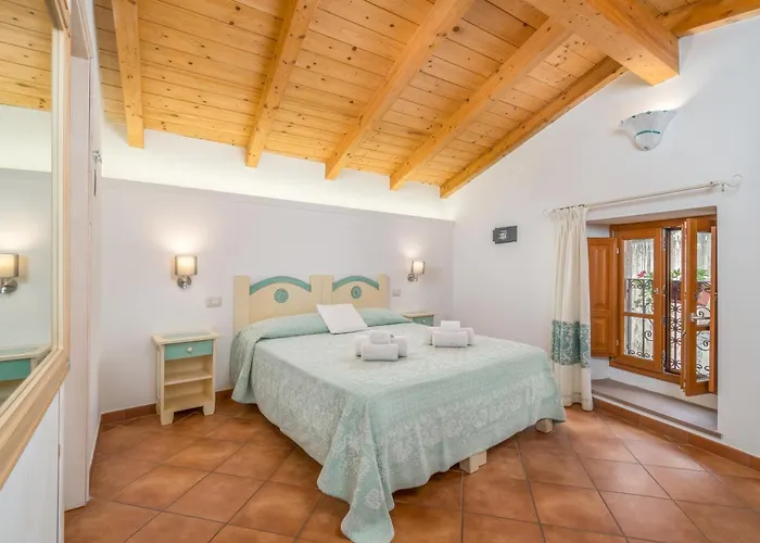 Hotel Queen House *