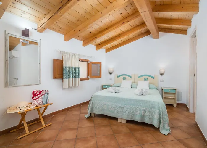 Hotel Queen House Bosa